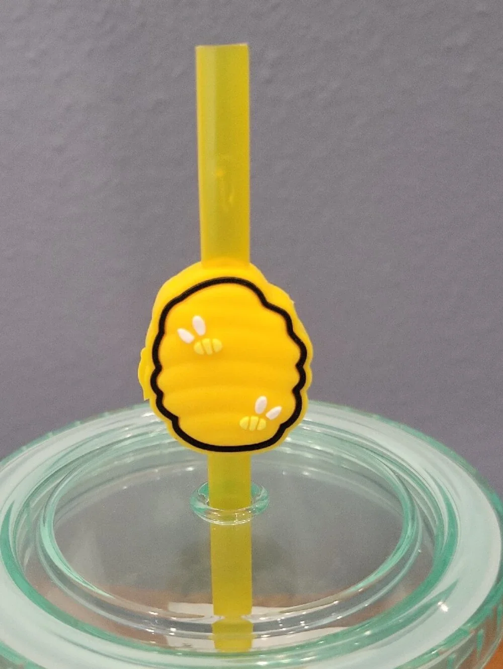 Disney Winnie the Pooh Hunny Pot Carnival Cup With Lid and Straw | Hold 24 Ounce
